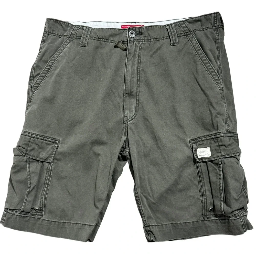 LEVI'S Men 40 Vintage Olive Green Denim Cargo Shorts Relaxed Fit Cotton Outdoors